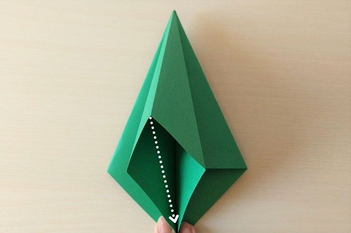 ペーパークラフトの立体クリスマスツリーの折り方手順10-2