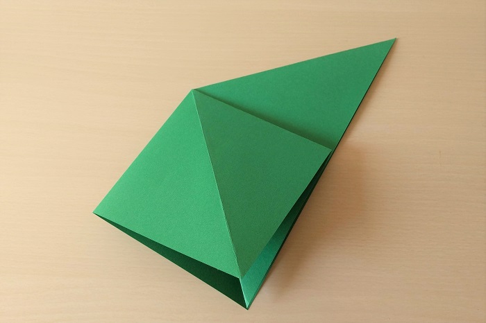 ペーパークラフトの立体クリスマスツリーの折り方手順5