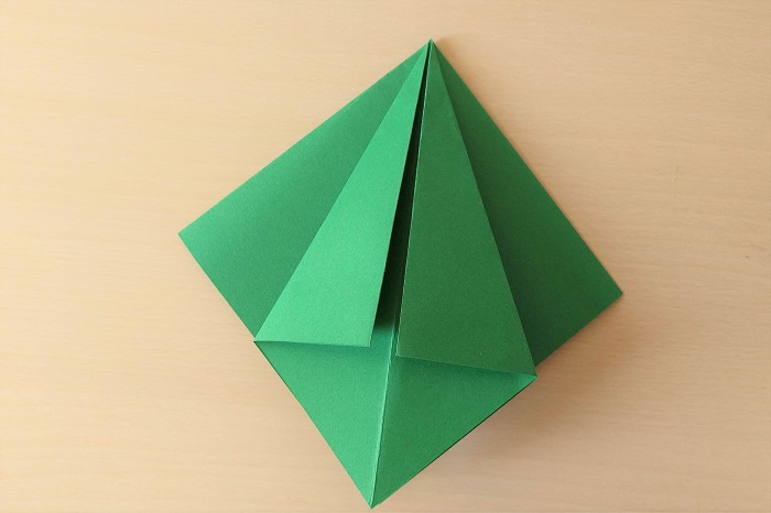 ペーパークラフトの立体クリスマスツリーの折り方手順8