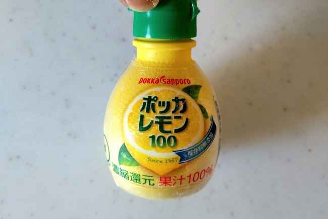 レモン汁「ポッカレモン」の商品画像